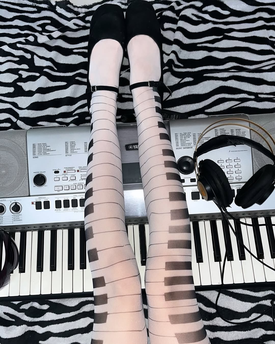 rajstopy pianino 20 den białe