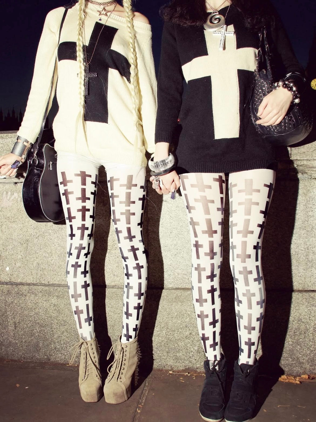 rajstopy w krzyże 'tumblr girl crosses' 40 den białe